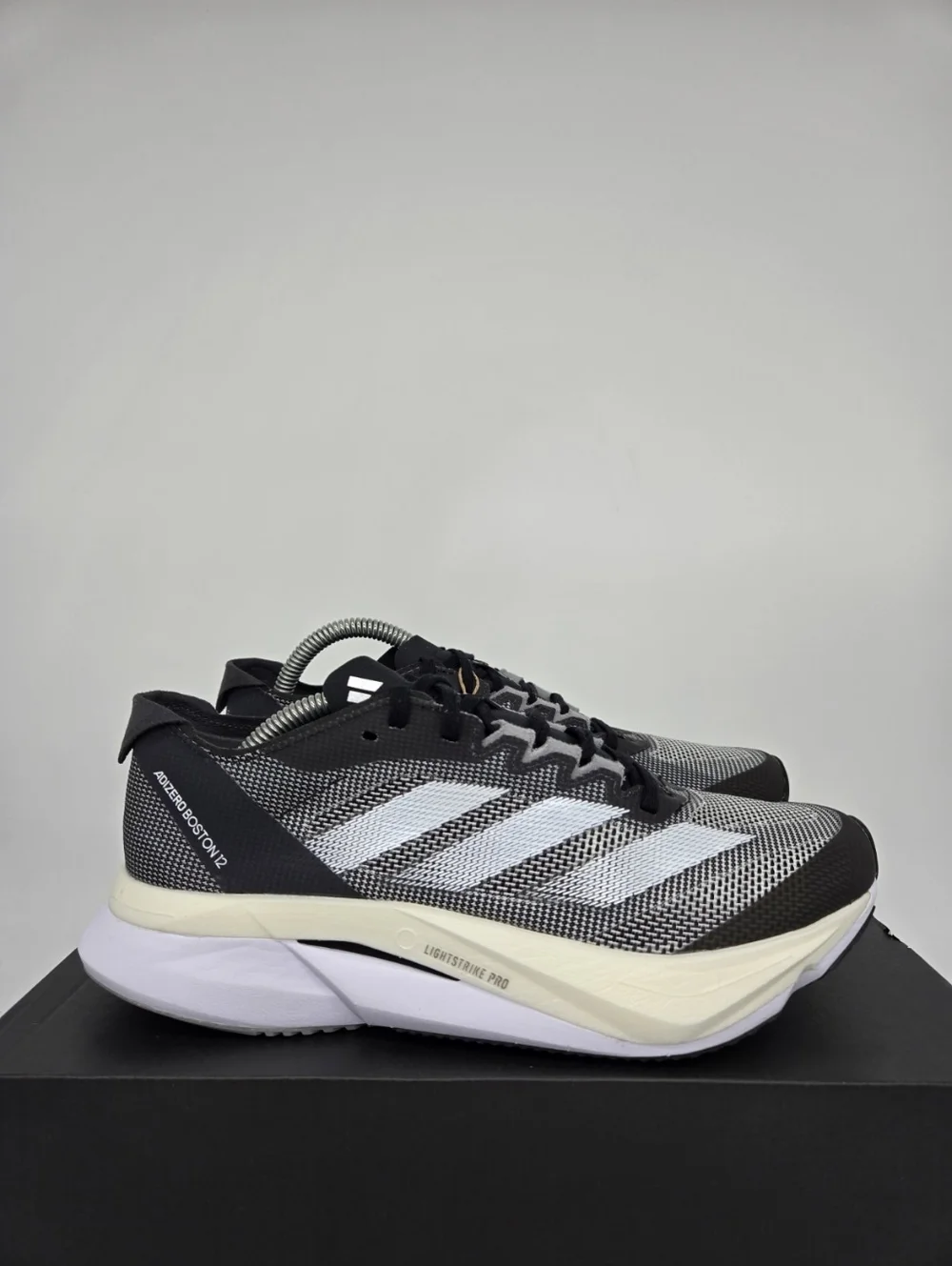 adidas Women's Adizero Boston 12 Core Black Cloud White Running Shoes Size 7.5